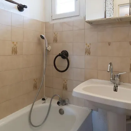 Eleuthera- 174- En Rez De Jardin- 4pers Agde